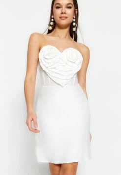 Trendyol Sweetheart Neck Dress