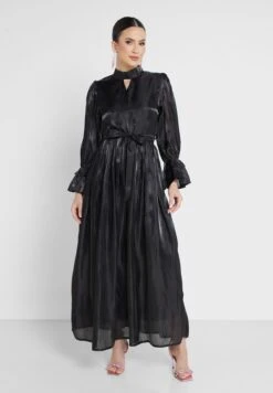 Embellished Waist Detail Dress