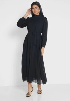 Front Tie Pleated Dress