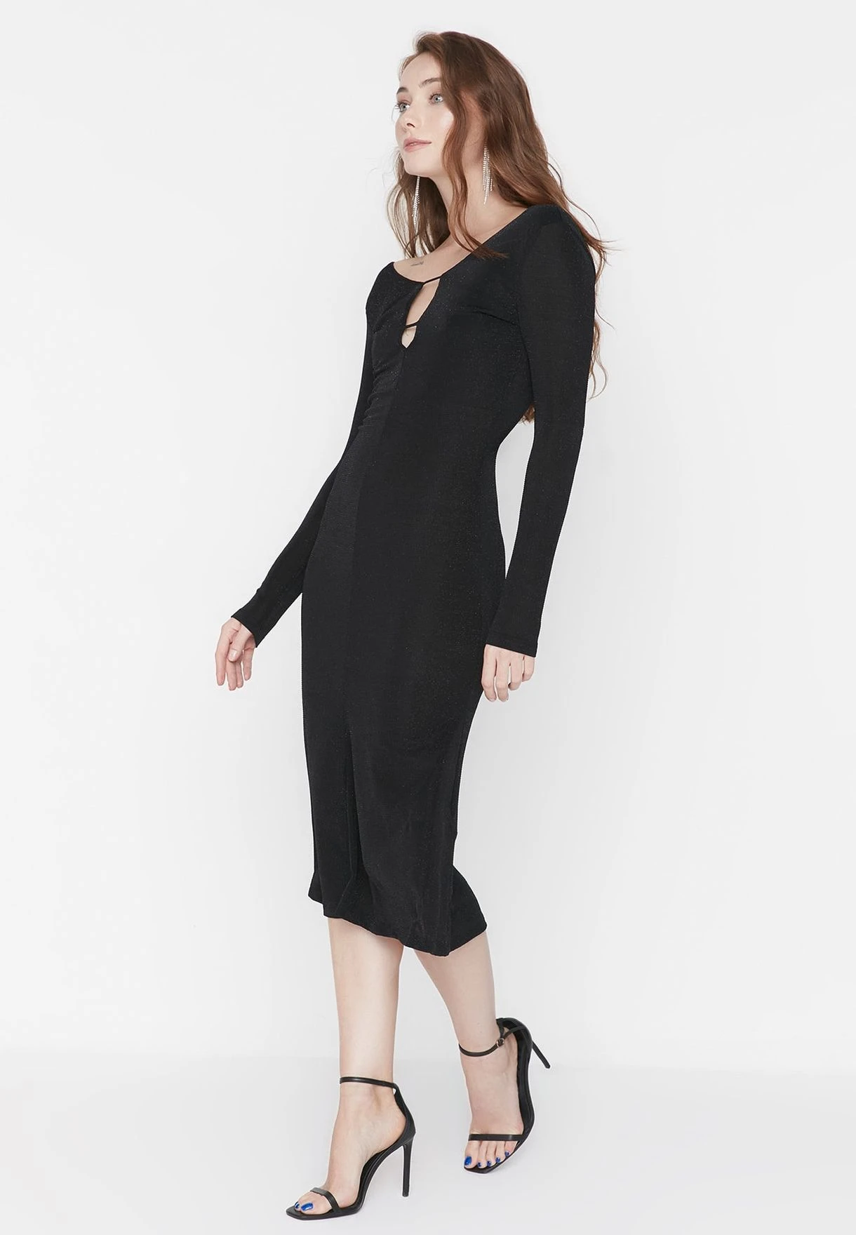 Trendyol Cut Out Detail Knitted Dress 1 Trendyol Cut Out Detail Knitted Dress