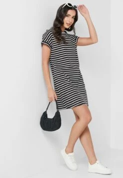 New Look Striped Knitted Dress