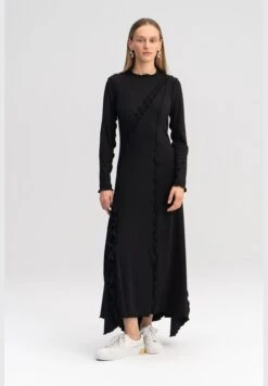 SEAM DETAILED KNIT DRESS