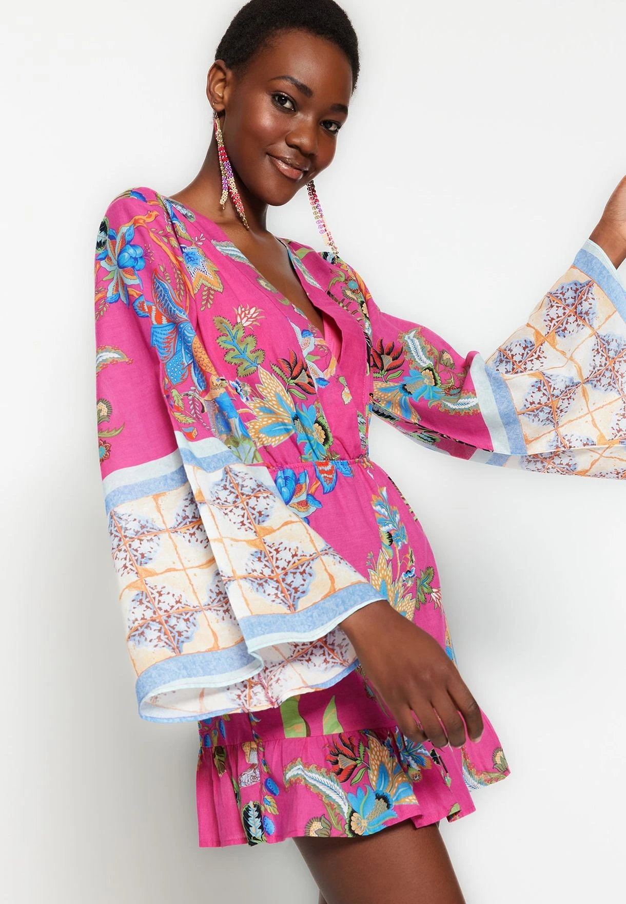 Trendyol Floral Print Ruffle Beach Dress 1 Trendyol Floral Print Ruffle Beach Dress