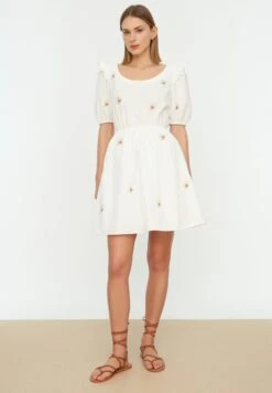 Trendyol Embroidered Ruffle Detail Dress