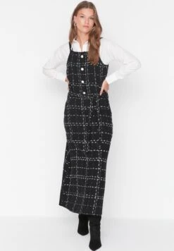Trendyol Buttoned Detailed Tweed Dress