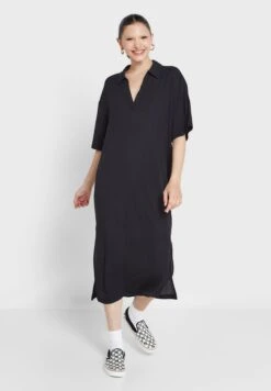 Monki V-Neck Slit Detail Dress