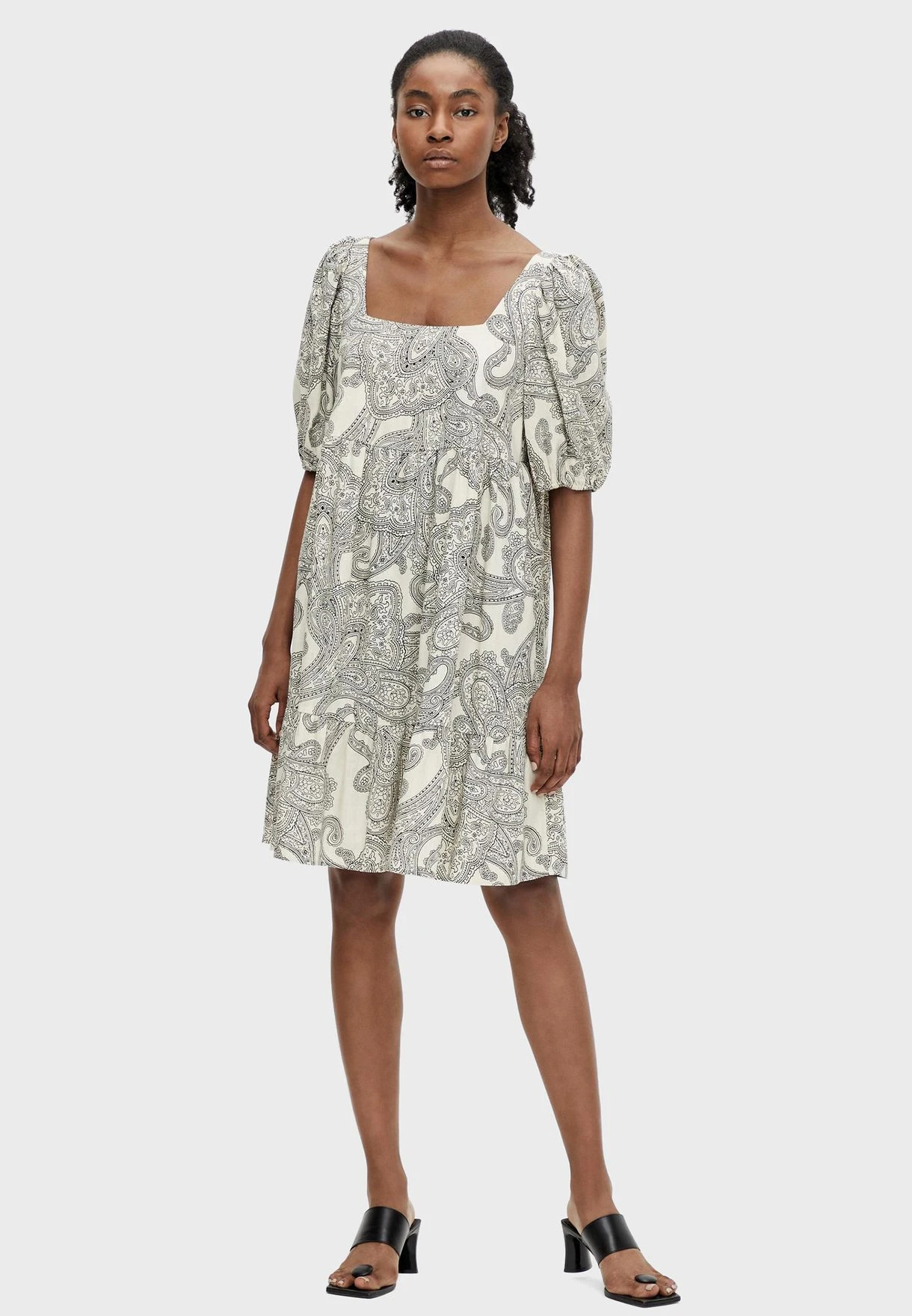 Object Puff Sleeve Printed Midi Tier Dress 1 Object Puff Sleeve Printed Midi Tier Dress