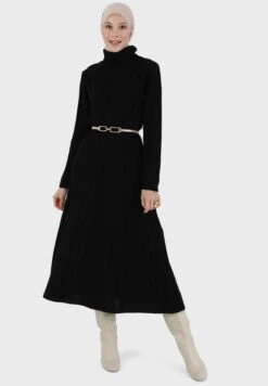 Turtle Neck Belted Cable Knitted Dress