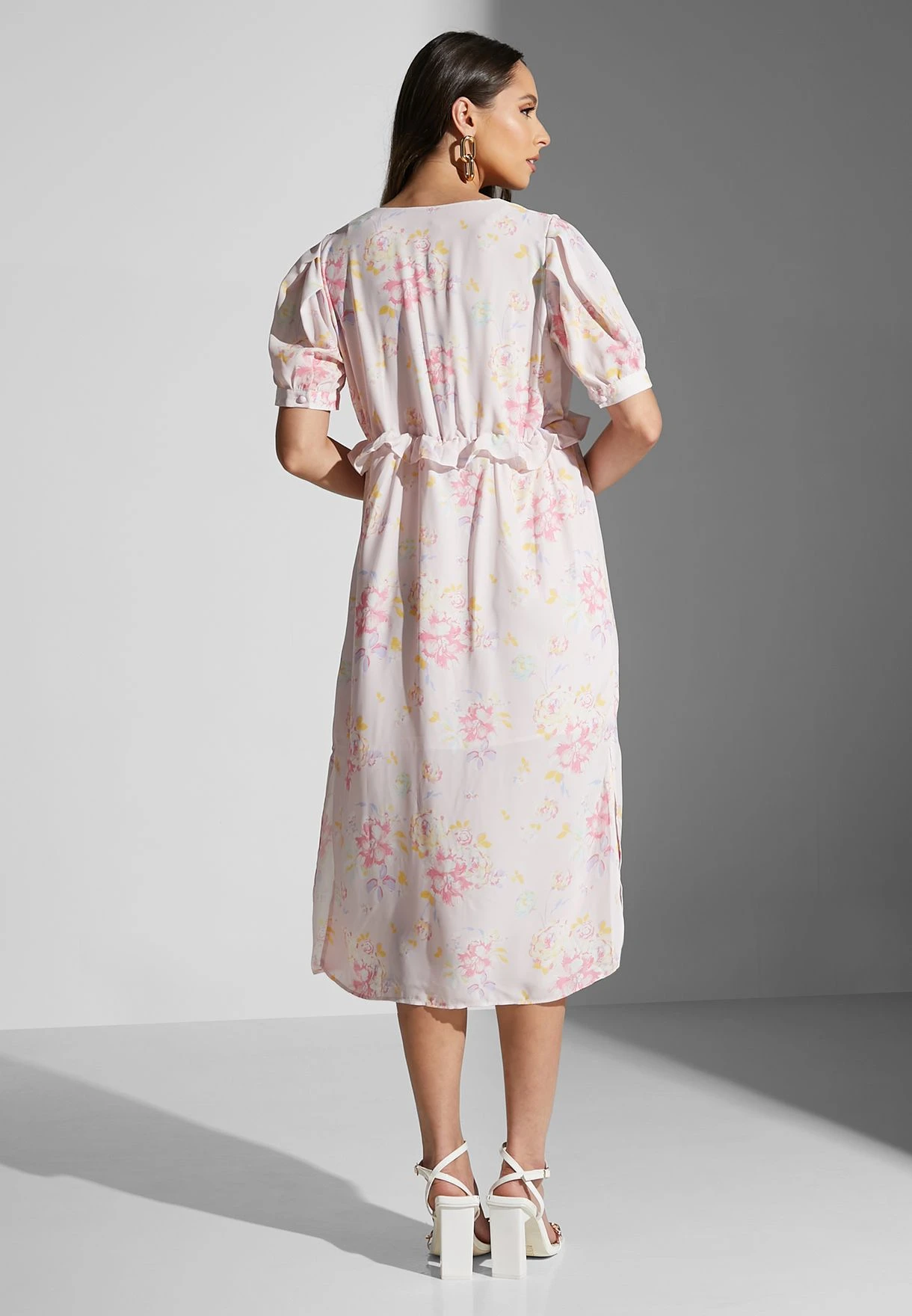 V-Neck Printed Ruffle Detal Dress 2 V-Neck Printed Ruffle Detal Dress - Image 2