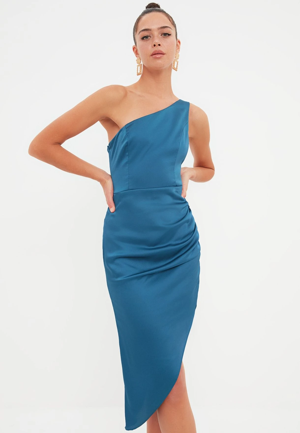 Trendyol One Shoulder Asymmetric Bodycon Dress 2 Trendyol One Shoulder Asymmetric Bodycon Dress - Image 2