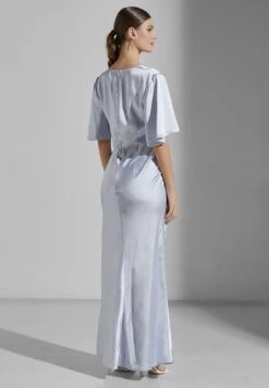 Ultraviolet Angel Sleeve Plunge Gown 5 Ultraviolet Angel Sleeve Plunge Gown -Silk Bloom Dresses Store 2 zoom desktop 1792