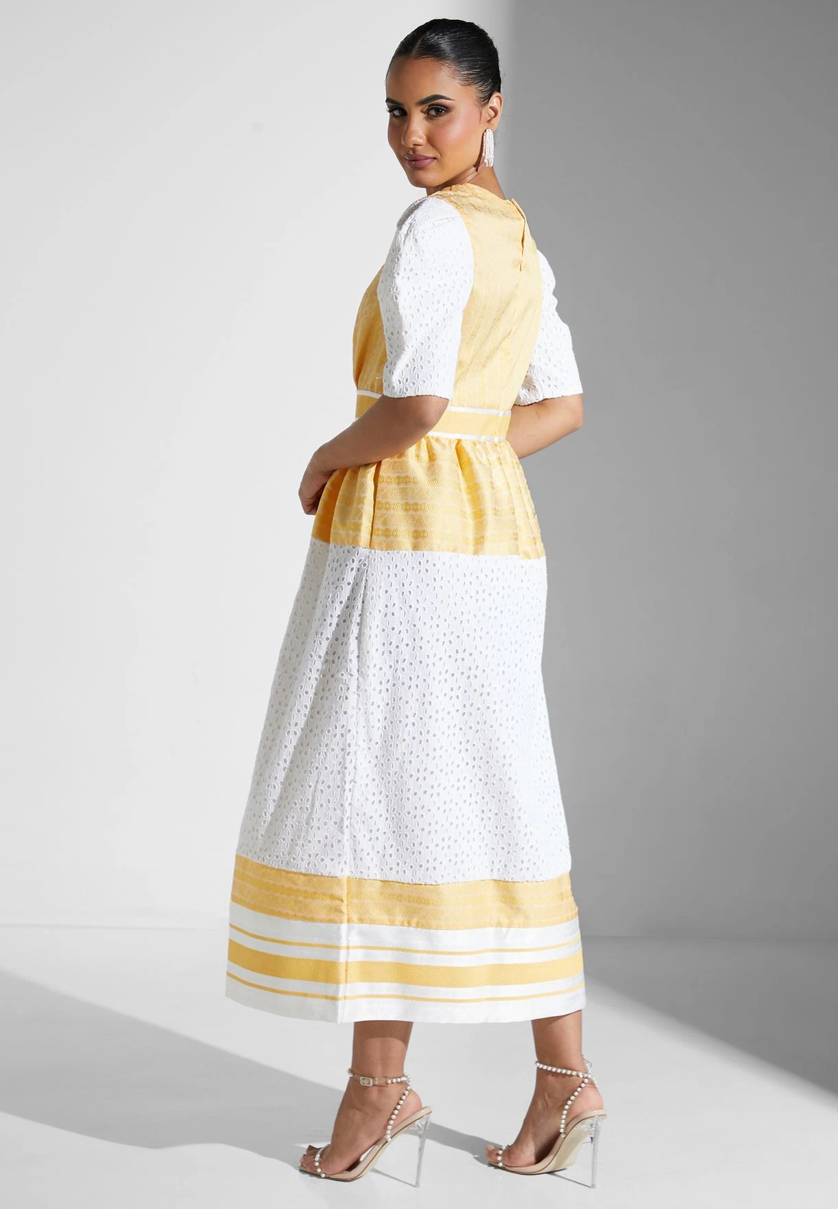 Puff Sleeve Tiered Printed Dress 2 Puff Sleeve Tiered Printed Dress - Image 2