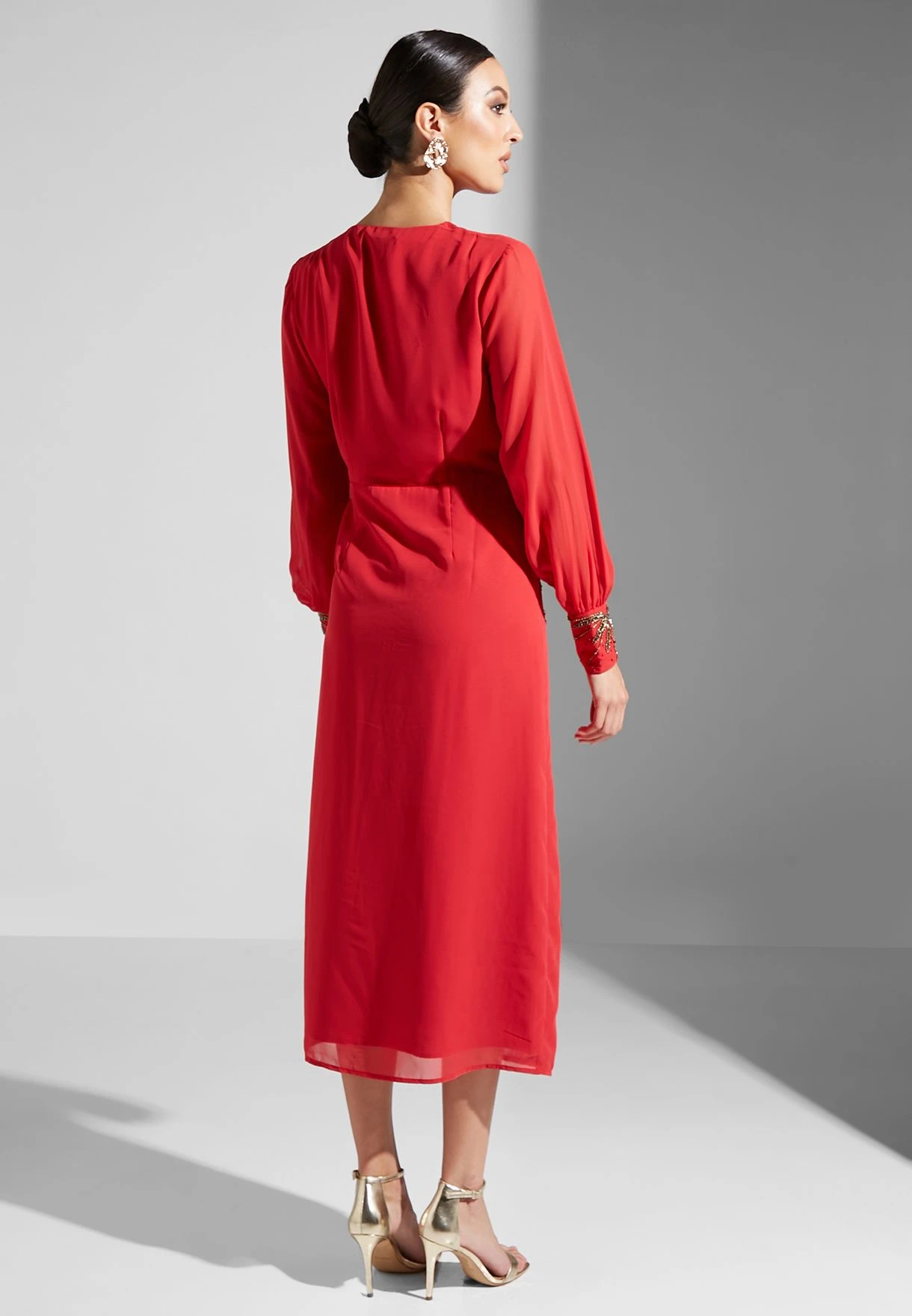 Balloon Sleeve Split Detail Embroidered Dress 2 Balloon Sleeve Split Detail Embroidered Dress - Image 2