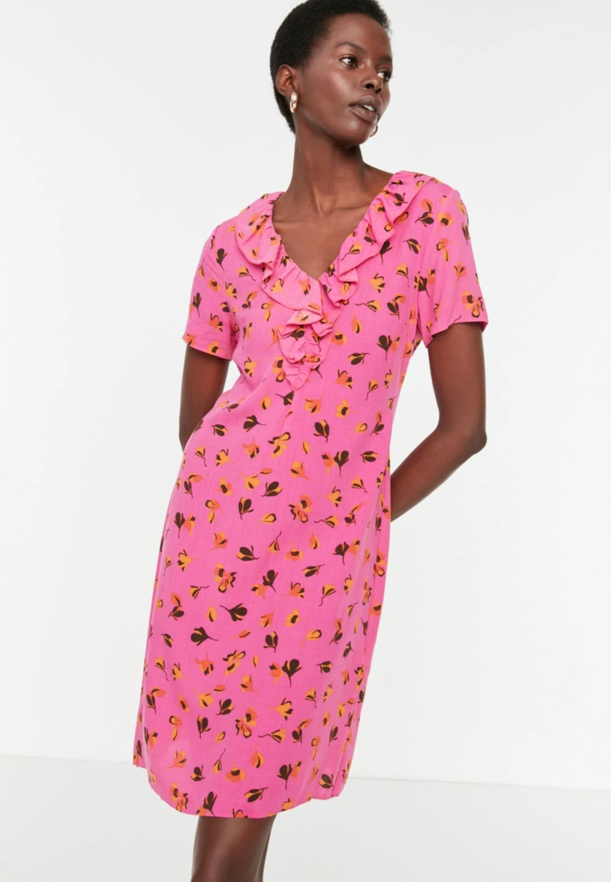 Trendyol Printed Ruffle Detail Dress 2 Trendyol Printed Ruffle Detail Dress - Image 2