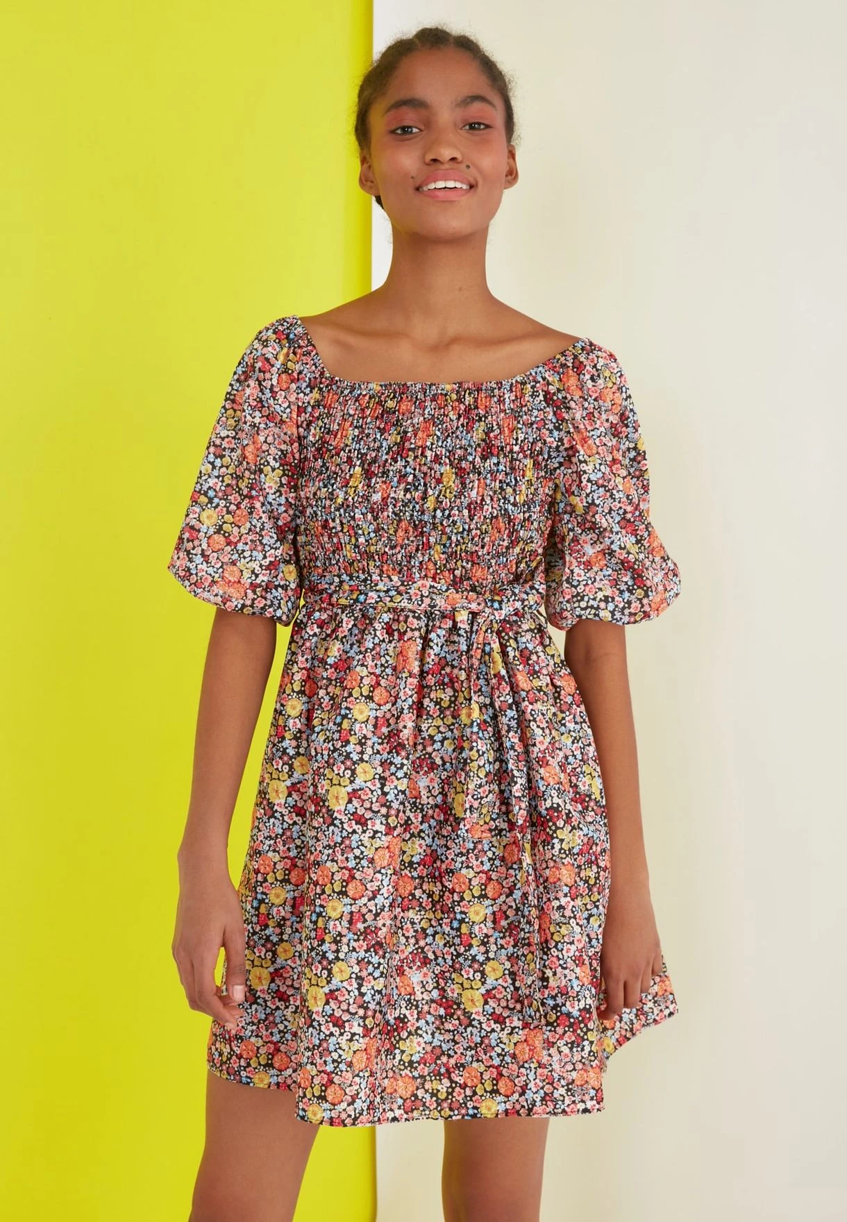 Trendyol Balloon Sleeve Shirred Printed Dress 2 Trendyol Balloon Sleeve Shirred Printed Dress - Image 2