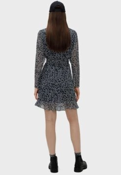 Hugo Dresses 5 Hugo Dresses -Silk Bloom Dresses Store 2 zoom desktop 259