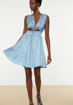 Trendyol Cut Out Tie Detail Pleated Dress 7 Trendyol Cut Out Tie Detail Pleated Dress -Silk Bloom Dresses Store 2 zoom desktop 373