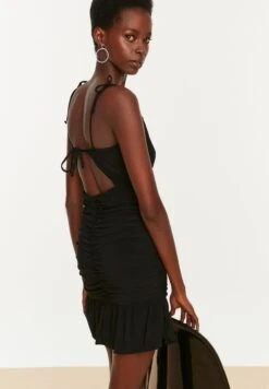 Trendyol Ruffle Hem Strappy Knitted Dress -Silk Bloom Dresses Store 2 zoom desktop 386