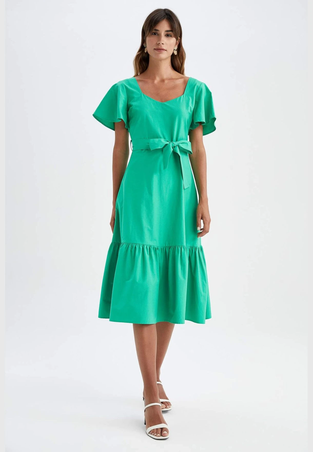 DeFacto Woman Tiered V-Neck Short Sleeve Woven Dress 2 DeFacto Woman Tiered V-Neck Short Sleeve Woven Dress - Image 2