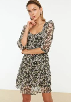 Trendyol Floral Print Dress 6 Trendyol Floral Print Dress -Silk Bloom Dresses Store 2 zoom desktop 62