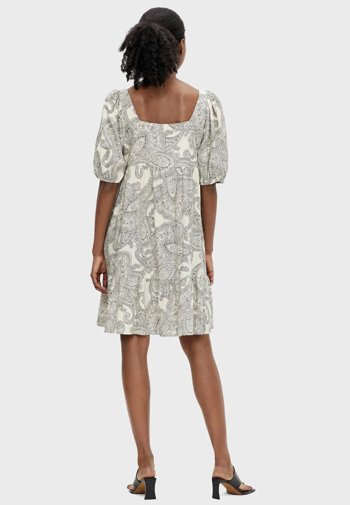 Object Puff Sleeve Printed Midi Tier Dress 2 Object Puff Sleeve Printed Midi Tier Dress - Image 2