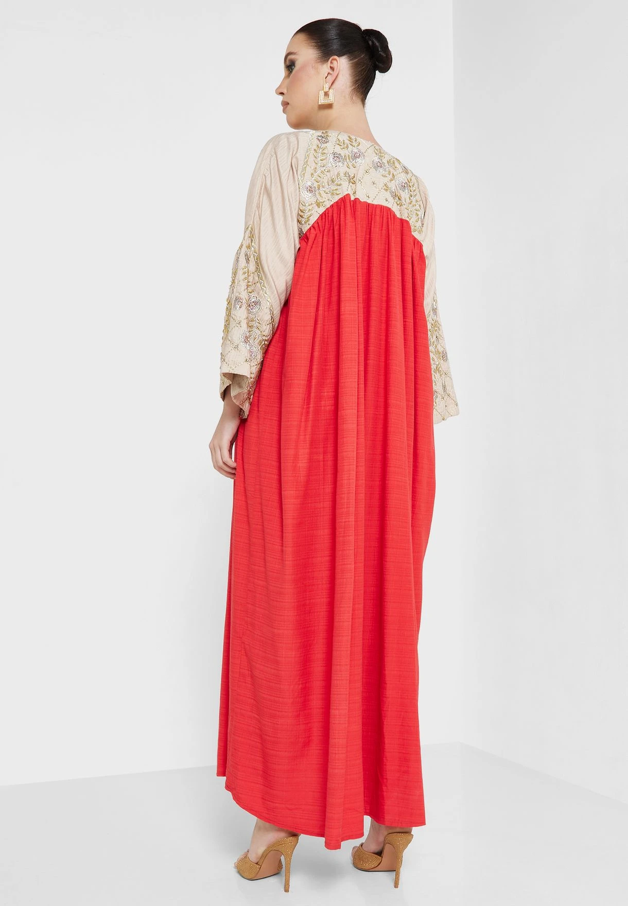 V-Neck Tiered Printed Dress 2 V-Neck Tiered Printed Dress - Image 2