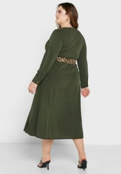 Solid Boat Neck Dress -Silk Bloom Dresses Store 2 zoom desktop 876