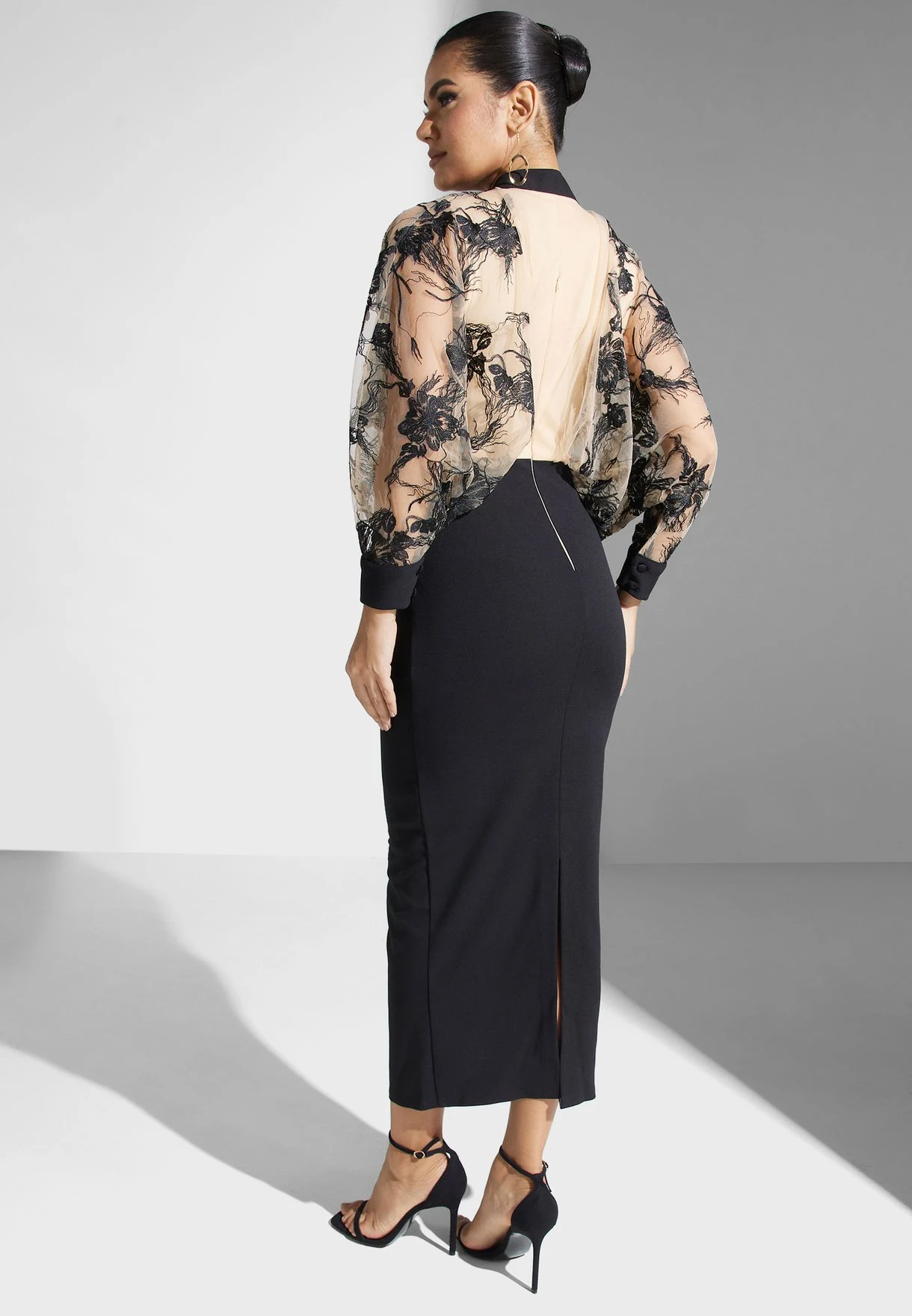 Balloon Sleeve Button Detail Dress 2 Balloon Sleeve Button Detail Dress - Image 2