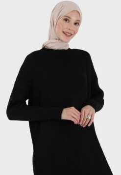 Round Neck Knitted Dress 6 Round Neck Knitted Dress -Silk Bloom Dresses Store 3 zoom desktop 1149