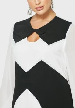 Cut Out Detail Maxi Dress -Silk Bloom Dresses Store 3 zoom desktop 1368