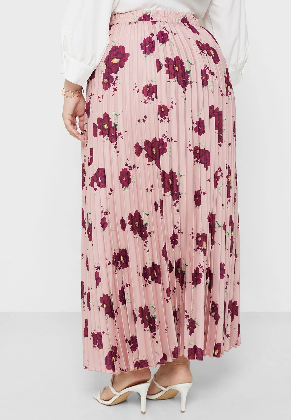 Floral Detail Pleated Skirt 3 Floral Detail Pleated Skirt - Image 3