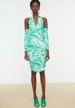 Trendyol Halter Neck Printed Bodycon Dress 7 Trendyol Halter Neck Printed Bodycon Dress -Silk Bloom Dresses Store 3 zoom desktop 1569