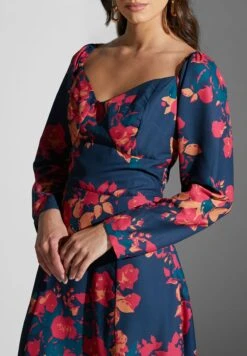 Floral Printed Dress -Silk Bloom Dresses Store 3 zoom desktop 1639