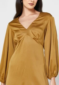 Front Slit Puff Sleeve Dress 6 Front Slit Puff Sleeve Dress -Silk Bloom Dresses Store 3 zoom desktop 1680