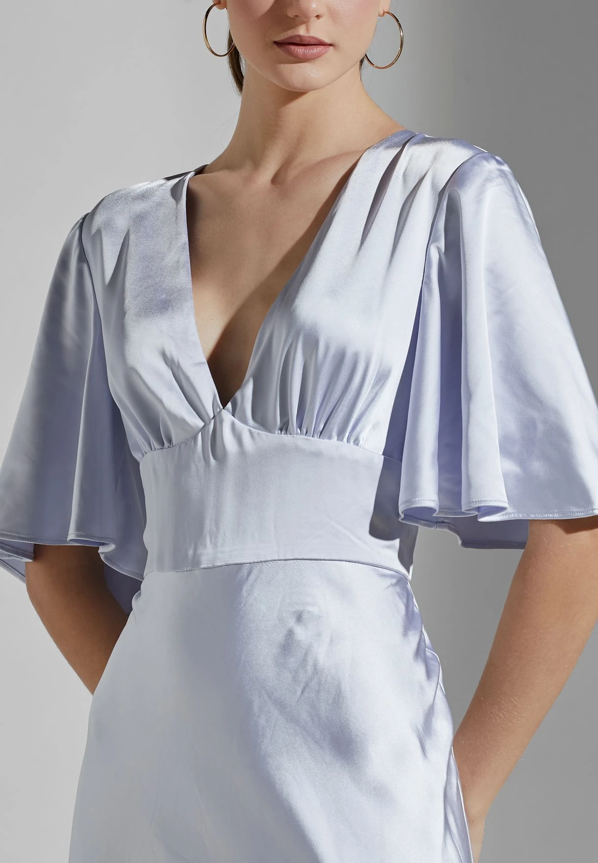 Ultraviolet Angel Sleeve Plunge Gown 3 Ultraviolet Angel Sleeve Plunge Gown - Image 3