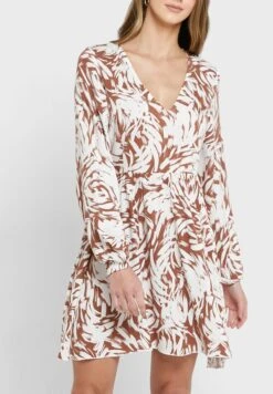 Vero Moda Printed Dress -Silk Bloom Dresses Store 3 zoom desktop 18