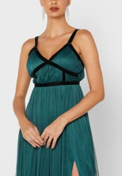 Side Split Knitted Dress -Silk Bloom Dresses Store 3 zoom desktop 1897