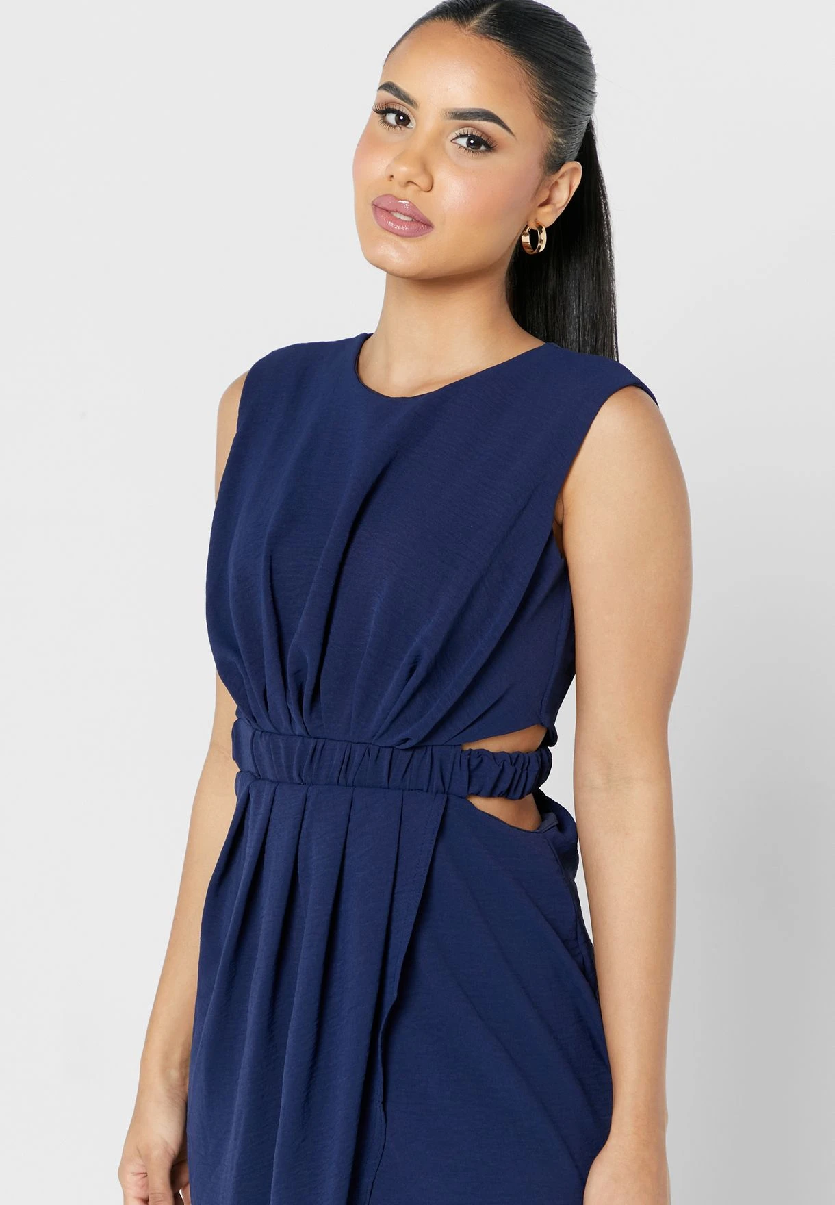 TFNC Keyhole Cut Out Detail Dress 3 TFNC Keyhole Cut Out Detail Dress - Image 3