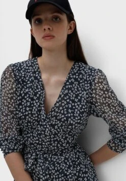 Hugo Dresses 6 Hugo Dresses -Silk Bloom Dresses Store 3 zoom desktop 257