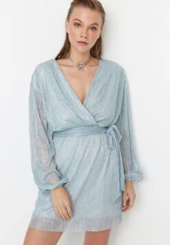 Trendyol Surplice Neck Tie Detail Dress -Silk Bloom Dresses Store 3 zoom desktop 261