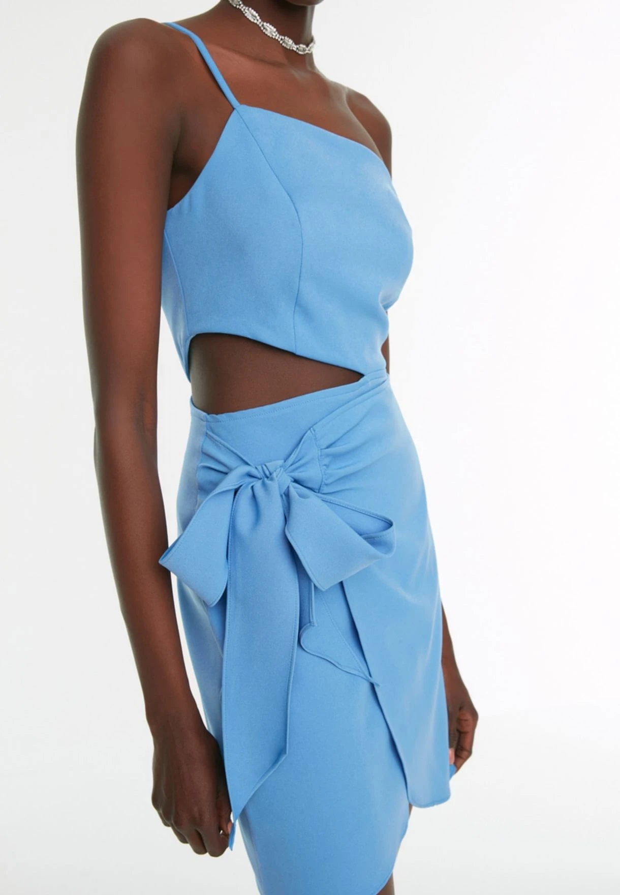 Trendyol One Shoulder Strappy Tie Detail Dress 3 Trendyol One Shoulder Strappy Tie Detail Dress - Image 3
