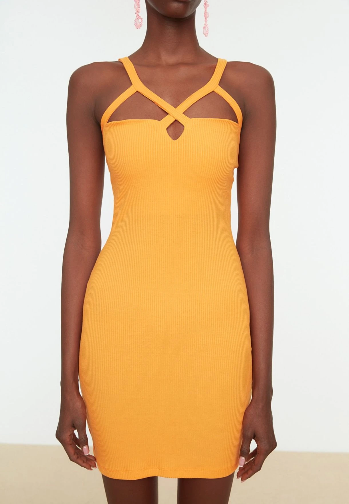 Trendyol Strappy Cut Out Detail Bodycon Dress 3 Trendyol Strappy Cut Out Detail Bodycon Dress - Image 3