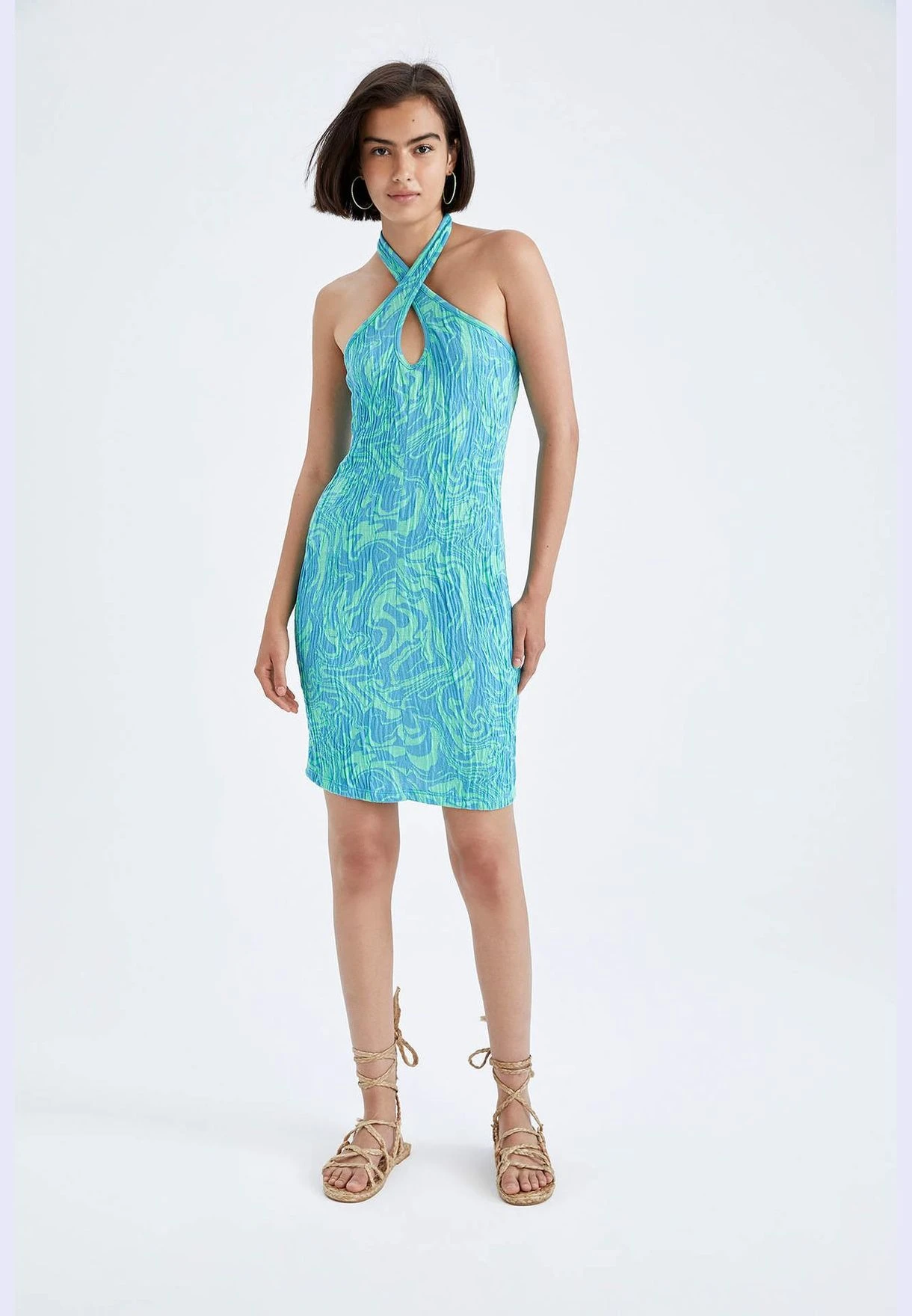 DeFacto Woman Bodycon Wrap Short Sleeve Knitted Dress 3 DeFacto Woman Bodycon Wrap Short Sleeve Knitted Dress - Image 3