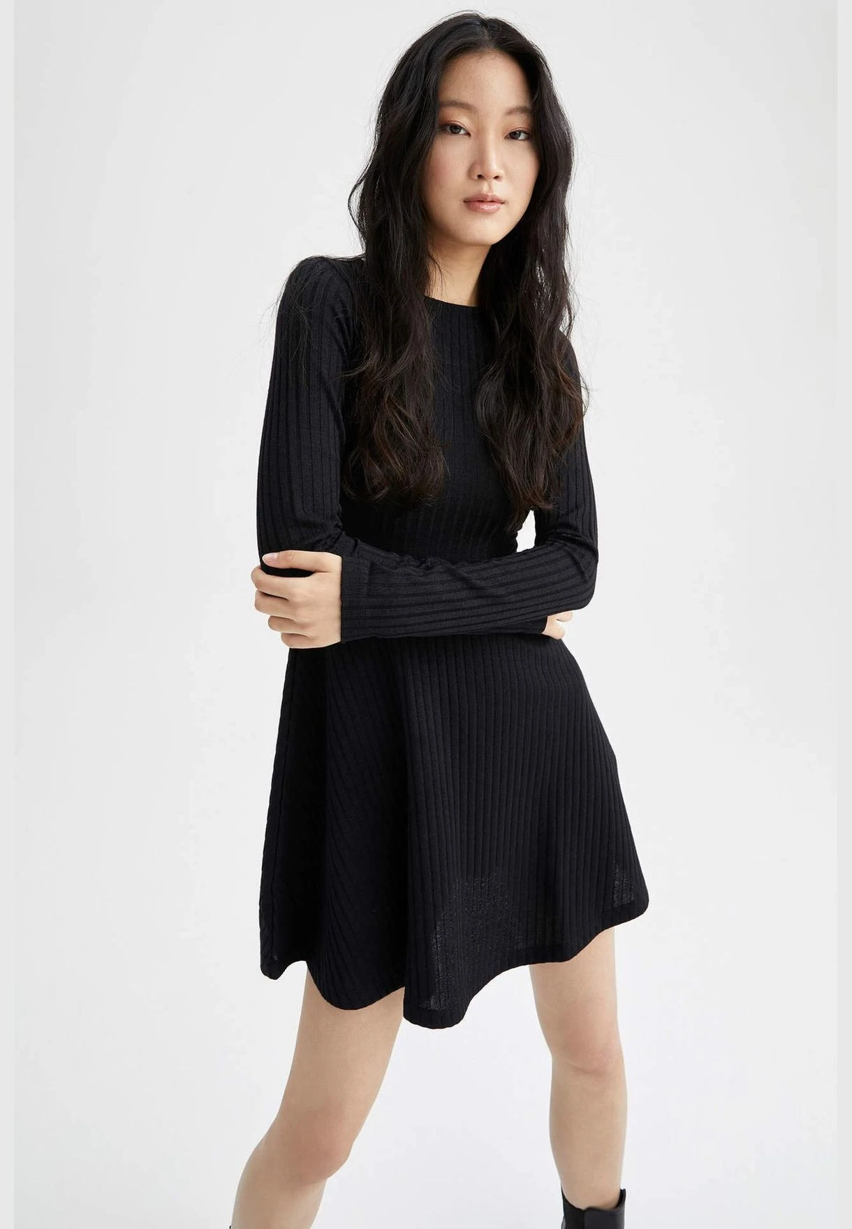 DeFacto A Cut Long Sleeve Cable Knit Mini Dress 3 DeFacto A Cut Long Sleeve Cable Knit Mini Dress - Image 3