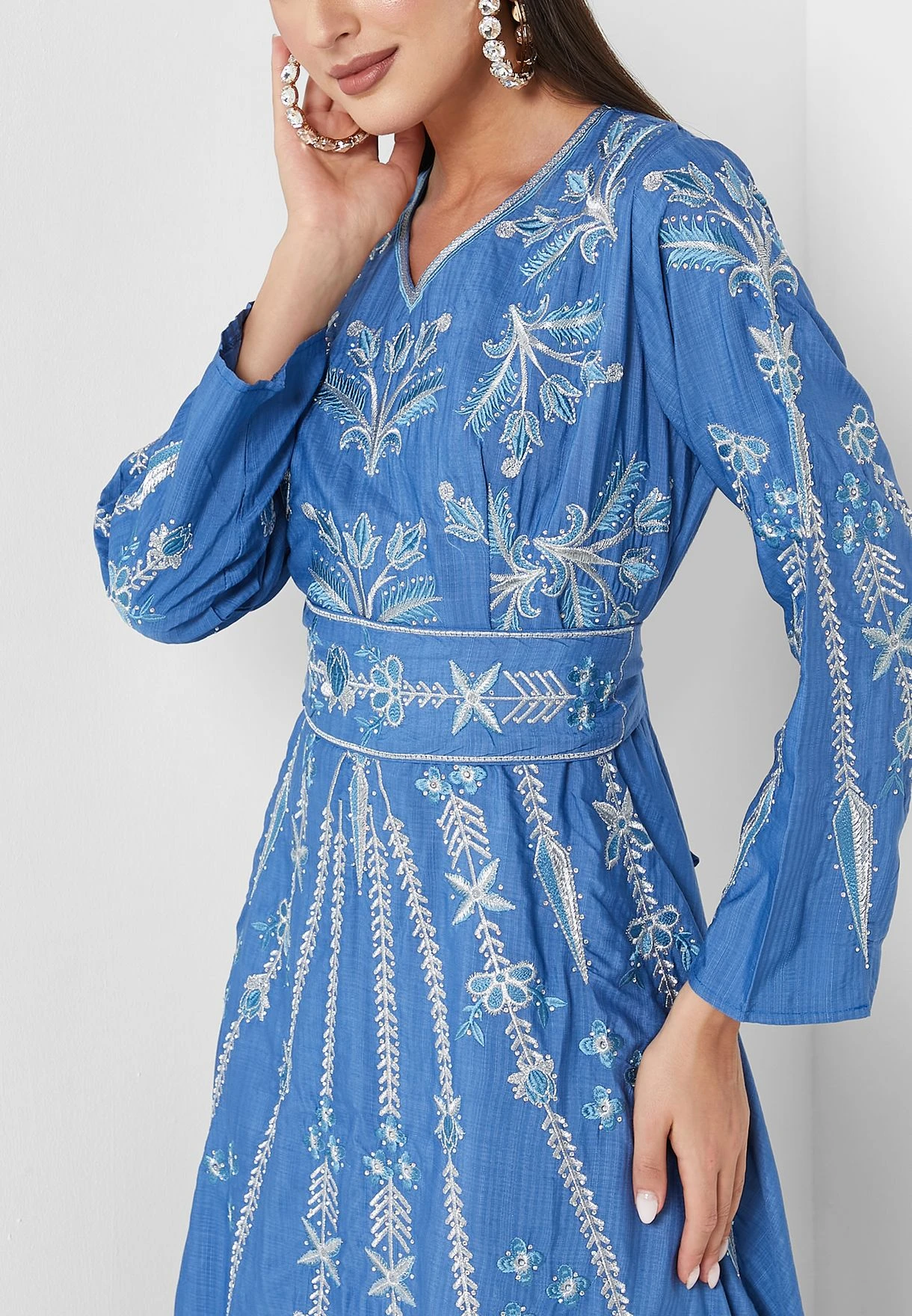 Printed V-Neck Dress 3 Printed V-Neck Dress - Image 3