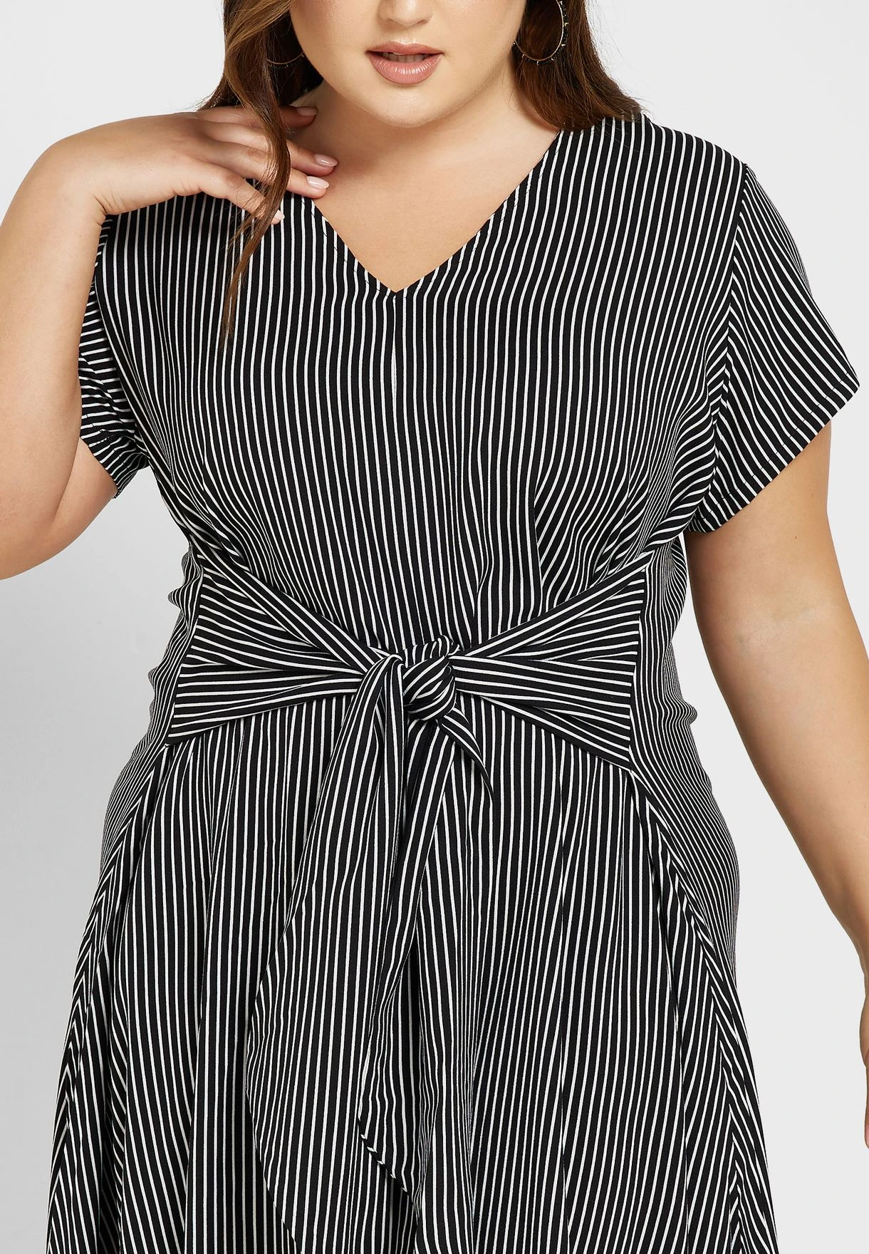 Tie Knot Detail Striped Dress 3 Tie Knot Detail Striped Dress - Image 3