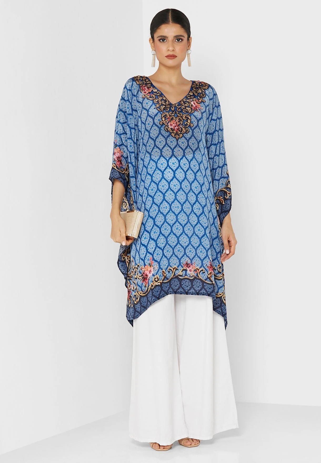 Floral Printed Cape Sleeve Poncho 4 Floral Printed Cape Sleeve Poncho - Image 4