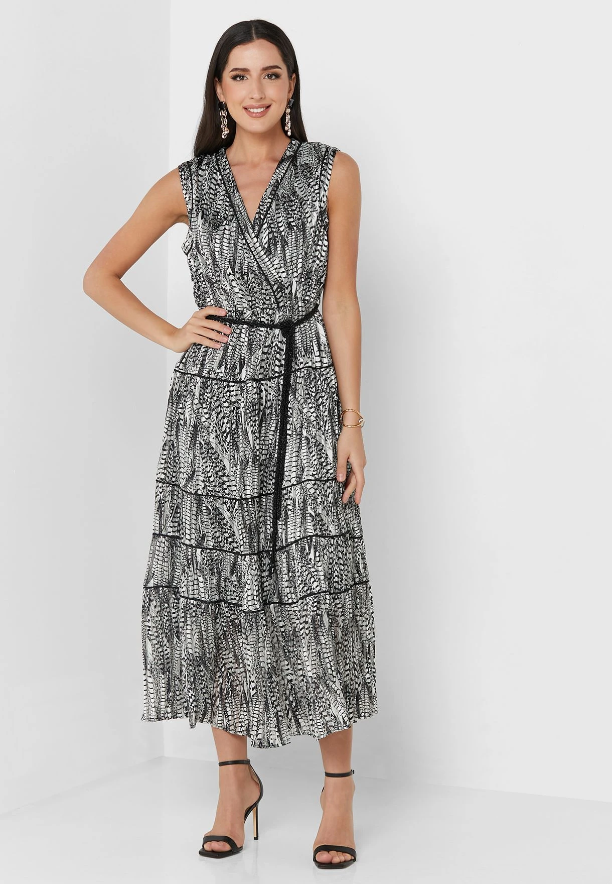 Belted V-Neck Dress 4 Belted V-Neck Dress - Image 4