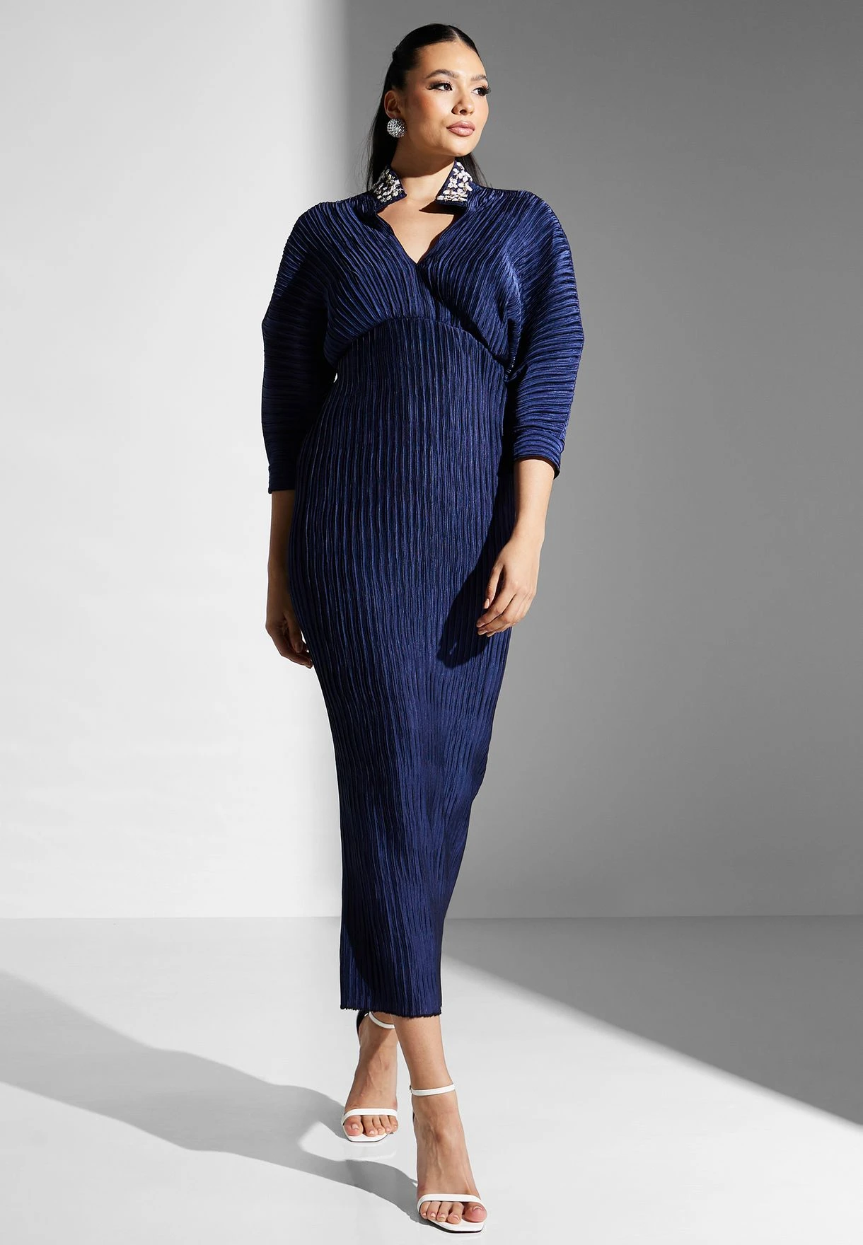 Plisse Plunge Neck Balloon Sleeve Dress 4 Plisse Plunge Neck Balloon Sleeve Dress - Image 4