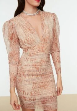 Trendyol Plunge Neck Printed Bodycon Dress 9 Trendyol Plunge Neck Printed Bodycon Dress -Silk Bloom Dresses Store 4 zoom desktop 116